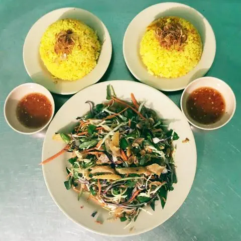 Hình ảnh combo cơm gõi gà,2 người ăn, +1 coca