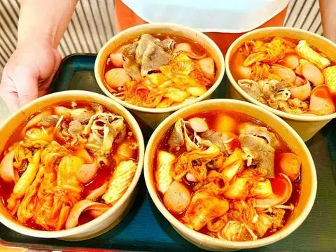 Hình ảnh mỳ cay kim chi các loai viên 