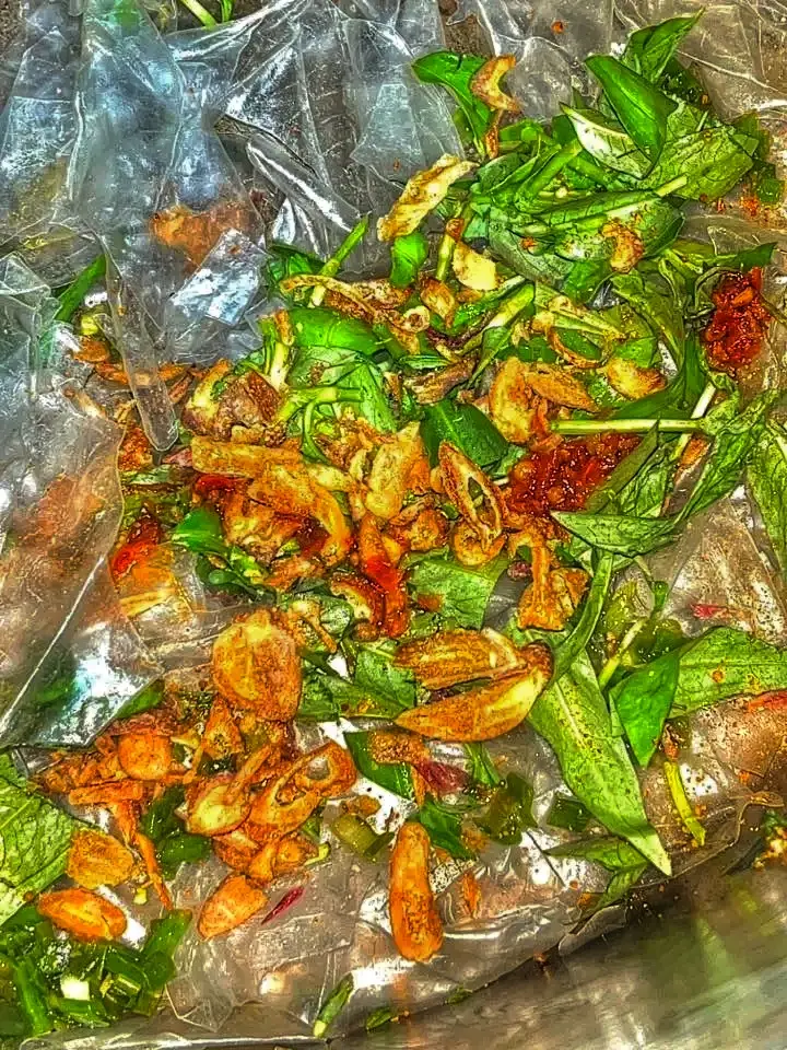 Hình ảnh Trộn dẻo hành phi