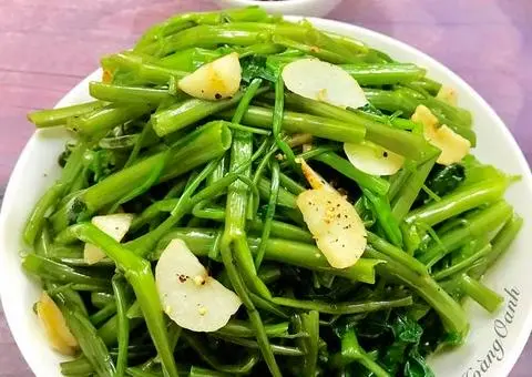 Hình ảnh rau muống xào tỏi