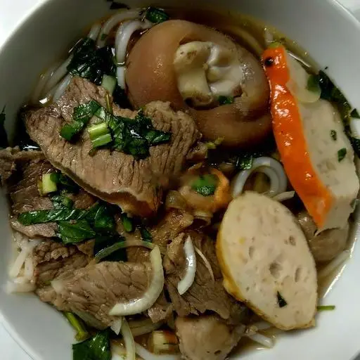 Hình ảnh Bún Bò Huế đặc biệt
