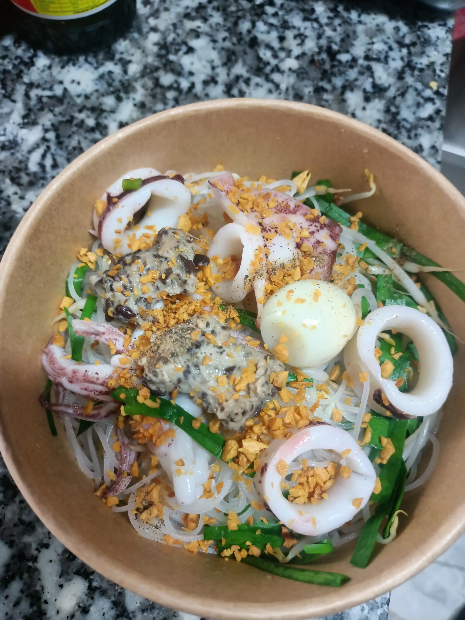 Hình ảnh Nui thập cẩm 