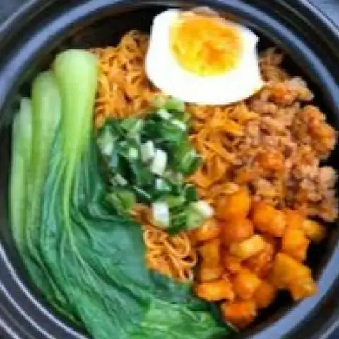 Hình ảnh Mì Trộn Tóp Mỡ Ngon Bỡ Ngỡ 