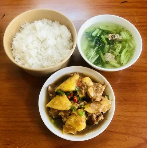 Hình ảnh Cơm Rang Sườn Non Kho Thơm ( Hạt Mềm )