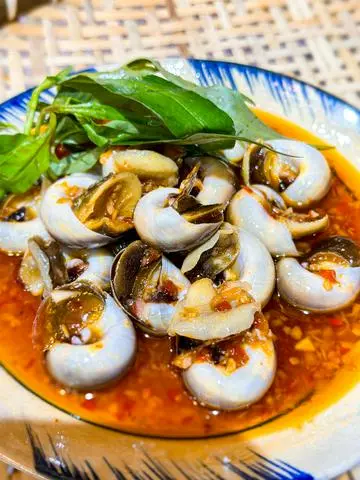 Hình ảnh Ốc Mỡ Sốt Sate 