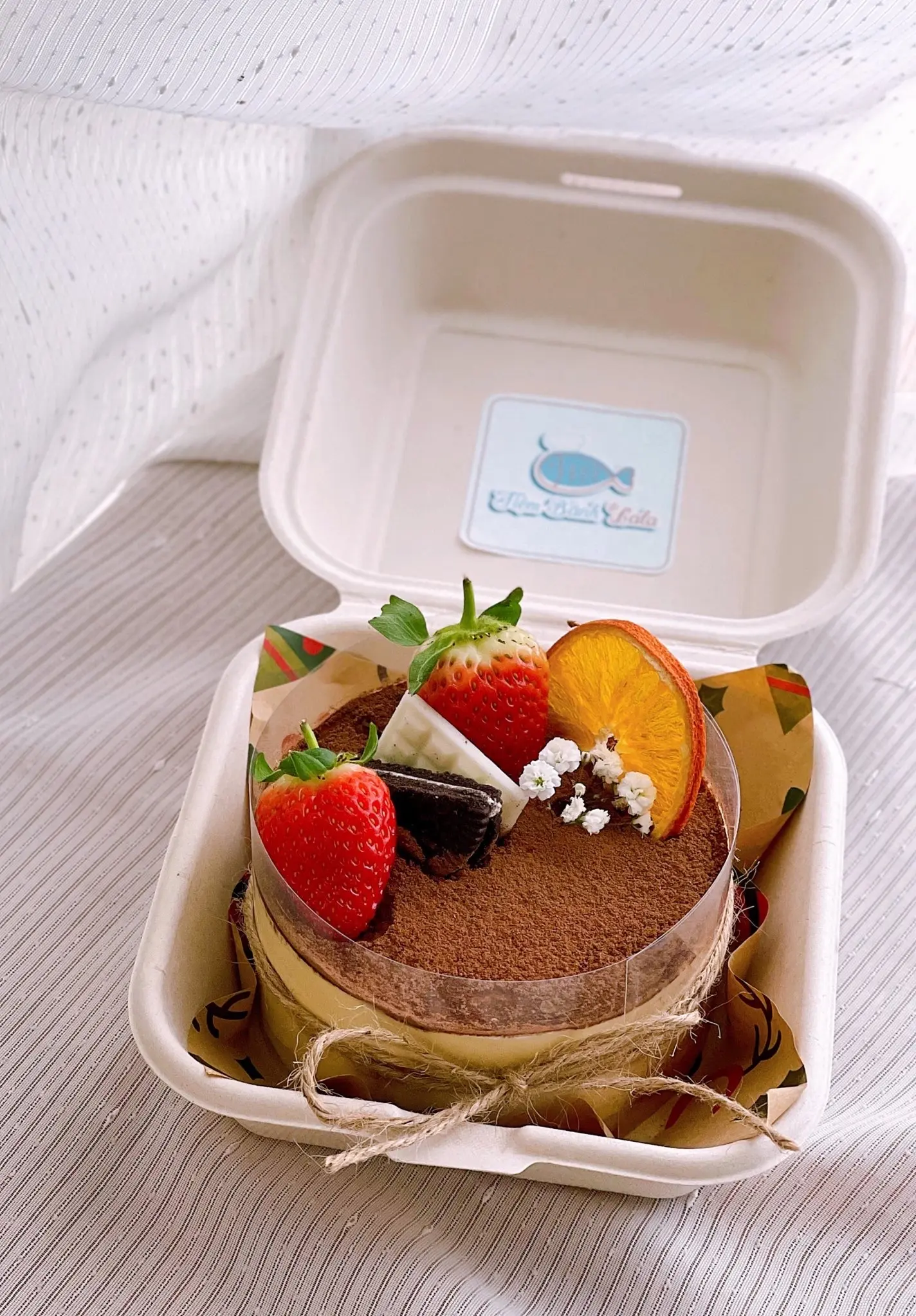 Hình ảnh Bánh Tiramisu 10cm (hộp bã mía)