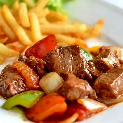Hình ảnh Bò lúc lắc khoai tây