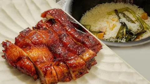 Hình ảnh Cơm chiên Đùi gà xá xíu rút xương Singapore