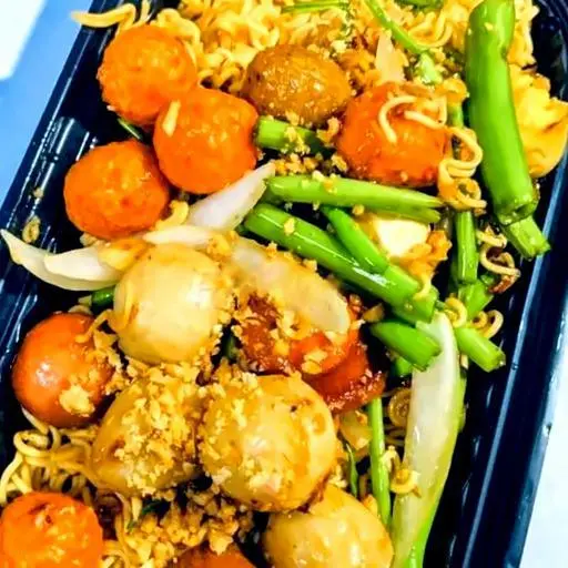 Hình ảnh Mì xào thập cẩm chiên nước mắm lớn