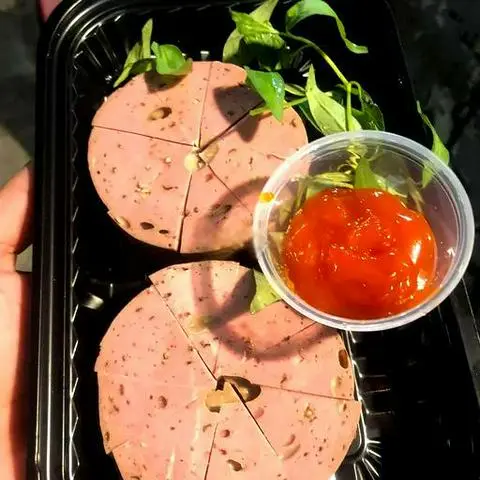 Hình ảnh 1 chả bò - 1 chả cá