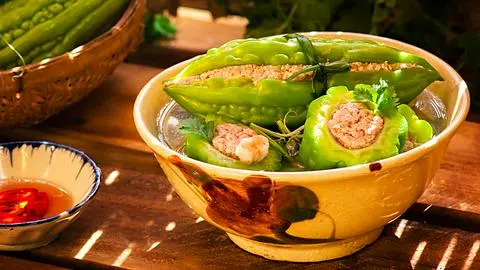 Hình ảnh canh khổ qua dồn thịt