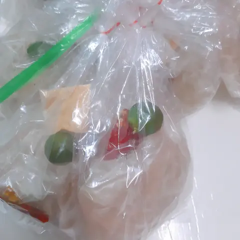 Hình ảnh Bánh tráng dẻo sa tế tắc muối nhuyễn 
