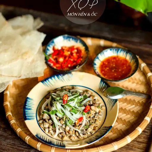 Hình ảnh Hến xúc bánh tráng