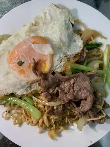 Hình ảnh Mì Xào Bò Trứng