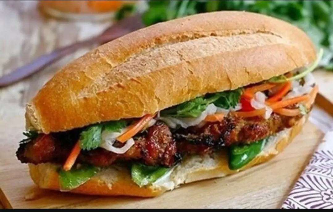 Hình ảnh Bánh Mì Phá Lấu Ruột khìa Xá Xị