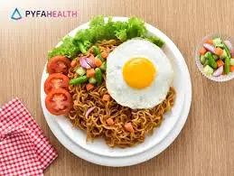 Hình ảnh Mì miliket trộn rong biển trứng chiên