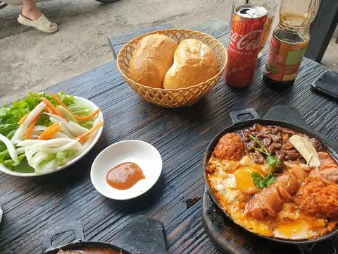 Hình ảnh Bánh mì chảo chả cá1