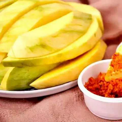 Hình ảnh Xoài chấm mắm dường