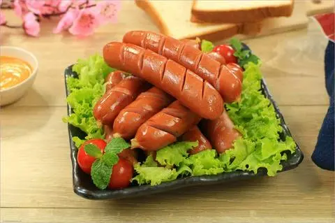 Hình ảnh Xúc xích Đức chiên (1 cây)