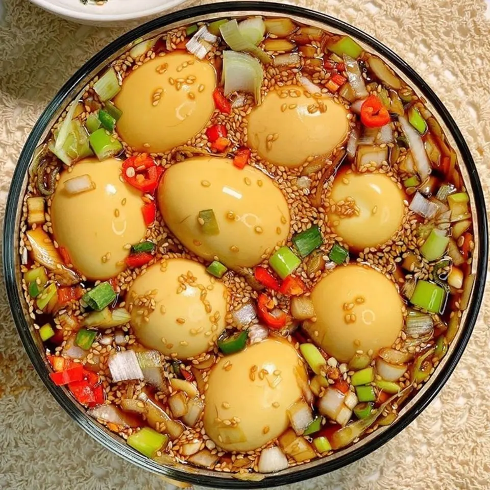 Hình ảnh Trứng lòng đào ngâm tương ( 3 trứng) 