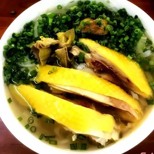 Hình ảnh Phở gà thập cẩm