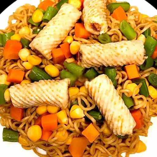 Hình ảnh Mì Indomie trộn mực xoắn