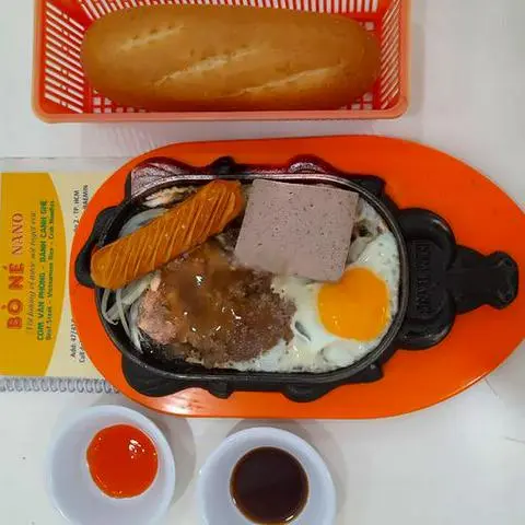 Hình ảnh Bò né trứng xúc xích pate (Beef Steak - Eggs - Saussage - Pate)