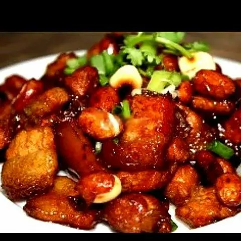Hình ảnh Cơm thịt kho tiêu