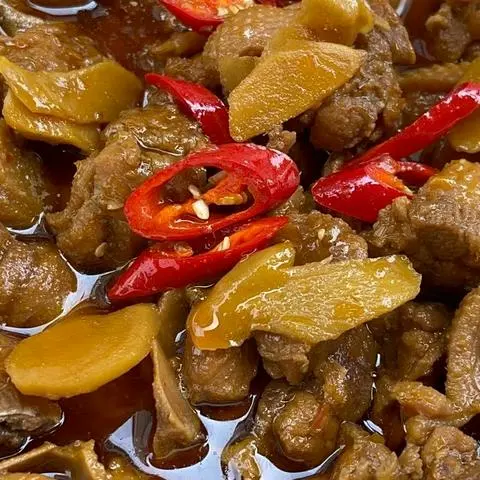 Hình ảnh Cơm vịt kho gừng