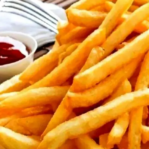 Hình ảnh Khoai tây chiên lắc phô mai