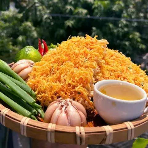 Hình ảnh Cơm cháy chà bông cay vừa 