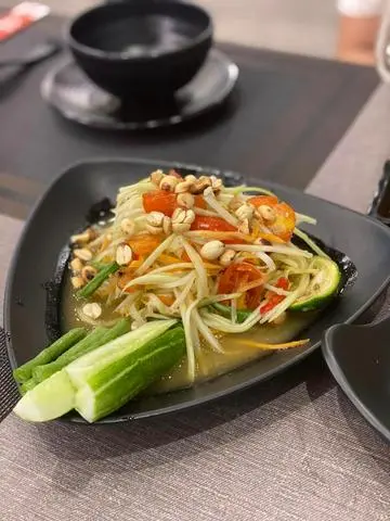 Hình ảnh Gỏi đu đủ tôm khô ( 2 người ăn)