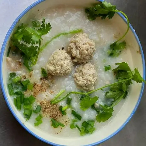 Hình ảnh Cháo Thịt heo bằm thịt viên