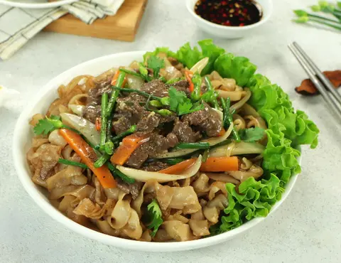 Hình ảnh Phở xào bò trứng