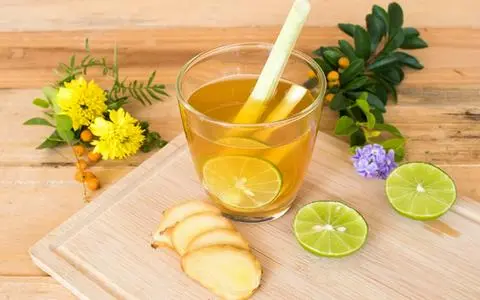 Hình ảnh Nước chanh gừng mật ong sả nóng