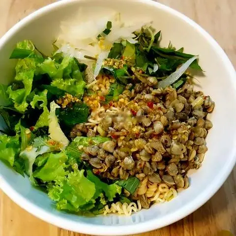 Hình ảnh Mì hến trộn