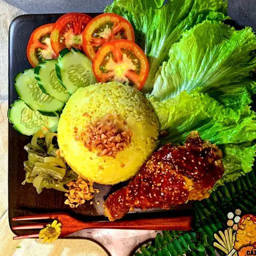 Hình ảnh Cơm gà rán mix sốt - đùi tỏi