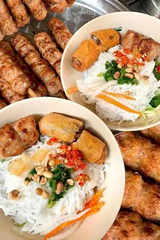 Hình ảnh Bún nem nướng