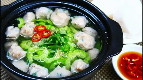 Hình ảnh Cơm Khổ Qua Nấu Chả Cá Thác Lác