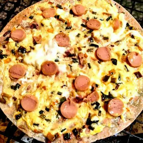 Hình ảnh Bánh tráng nướng Trứng gà - phô mai - xúc xích