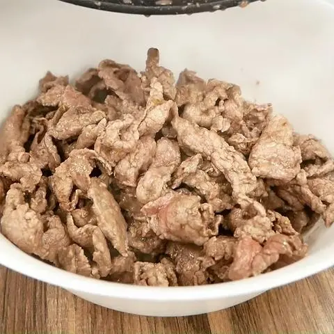 Hình ảnh Thịt bò tái