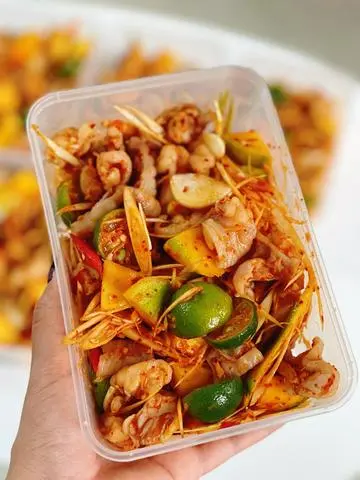 Hình ảnh Chân gà sốt Thái