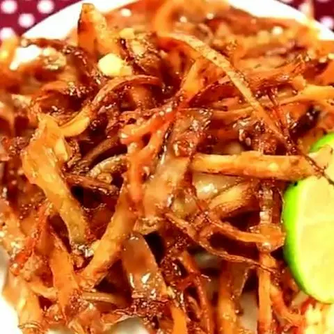 Hình ảnh Khô mực chiên nước mắm con siêu siêu lớn