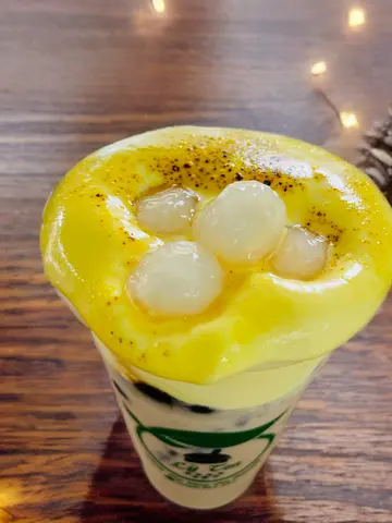 Hình ảnh Trà sữa truyền thống full topping đặc biệt