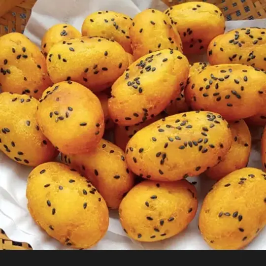 Hình ảnh Khoai lang kén lắc phô mai 200g