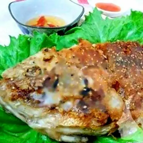 Hình ảnh Cơm cá điêu hồng chiên