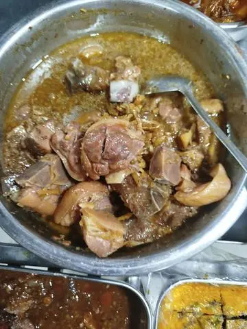 Hình ảnh cơm giò heo giả cầy 