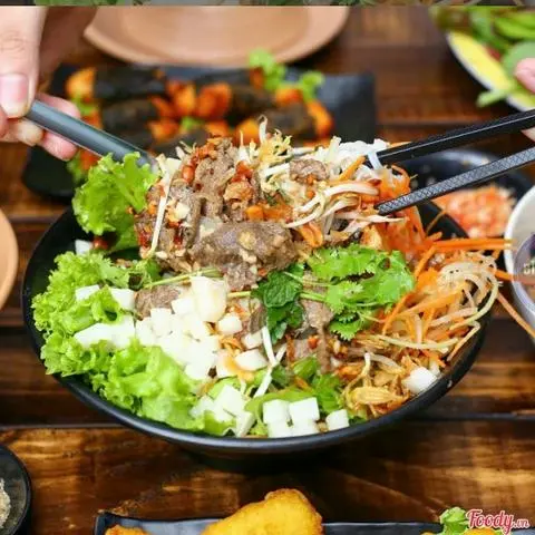 Hình ảnh Bún trộn bò xào cay ĐẶC BIỆT 