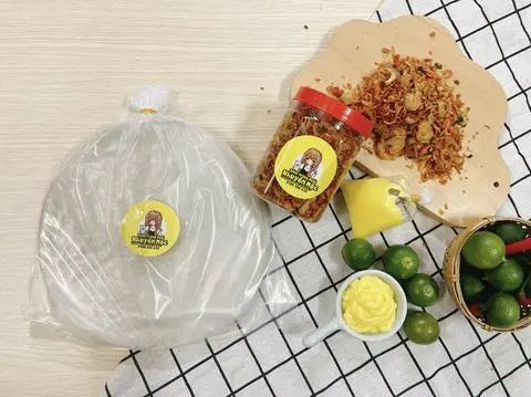 Hình ảnh Combo Bánh Tráng Phơi Sương Nguyên Xấp Muối Tôm Hành Phi + Bơ