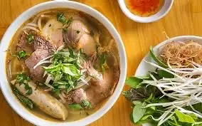 Hình ảnh bún bò bắp chả
